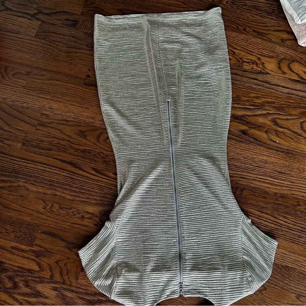 Alice + Olivia gold cocktail mini dress - Picture 9 of 17